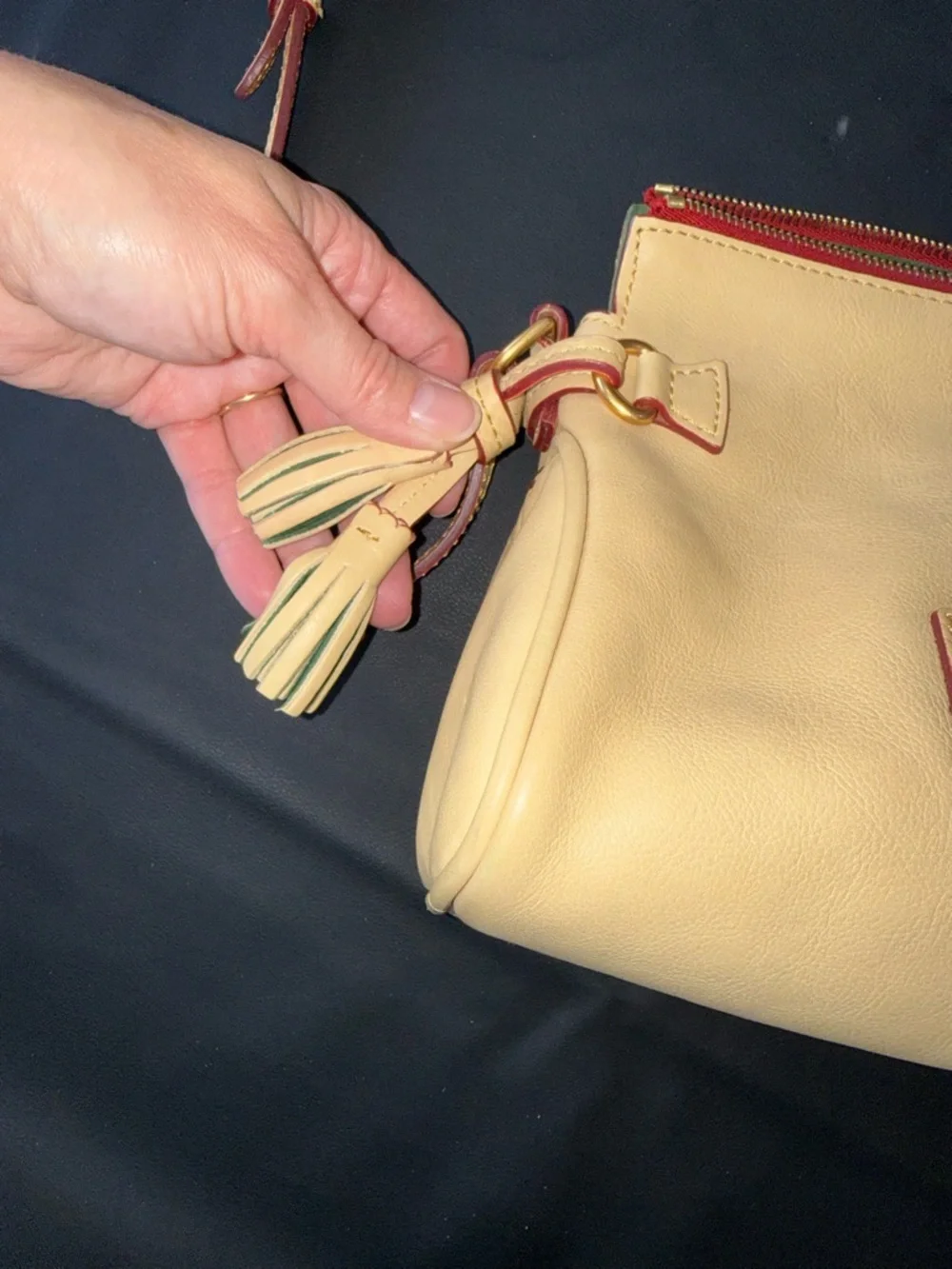 Dooney & Bourke Cream Florentine Nano Crossbody EUC - Picture 6 of 14